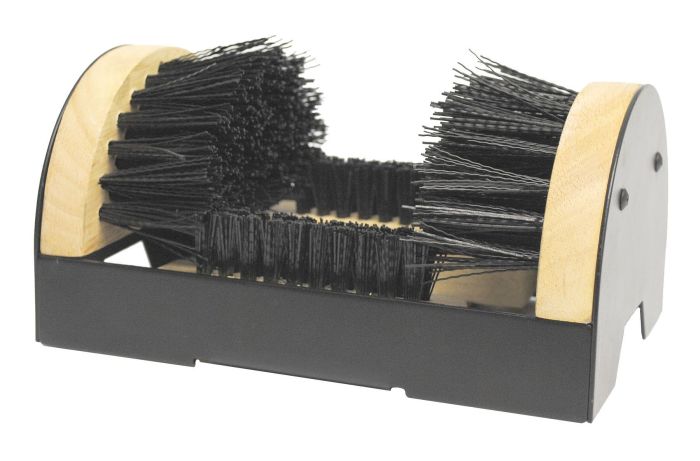 Bristle boot clearance cleaner